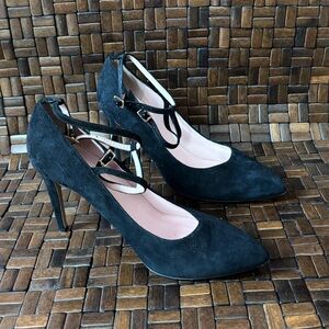 Kate Spade Women’s Black Suede Vero Cuoio Strap Heels Shoes 8-1/2
